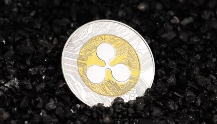 "이젠 매집 아니다"...XRP 하락 베팅 전략 뜬다, 전문가들 "10% 추가 하락" 경고