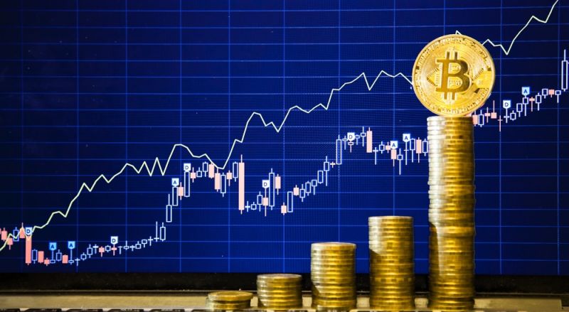 金融株の下落はビットコイン上昇の合図か？専門家が「2008年危機前夜」と警告する市場の異変