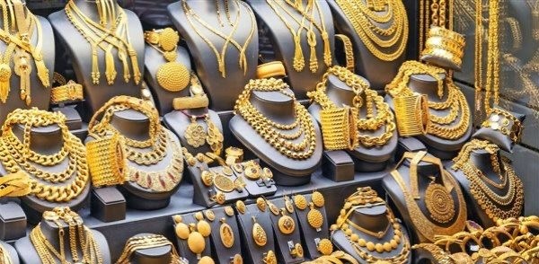 تقلبات أسعار الذهب