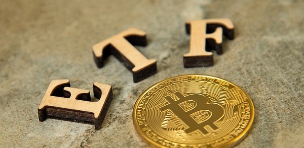 비트코인 급등에도 충격적 ETF 순유출…피델리티 FBTC서 2억2900만달러 유출 ’시장 경계’