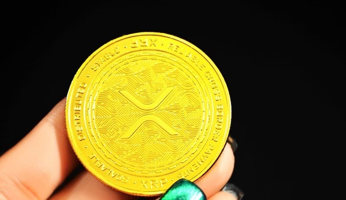 XRP, 2030년 28달러 전망에도 고래 매도세에 ‘급락 경고’…투심 얼어붙어