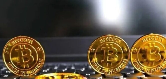 ビットコイン価格変動と強制ロスカットの関係性
