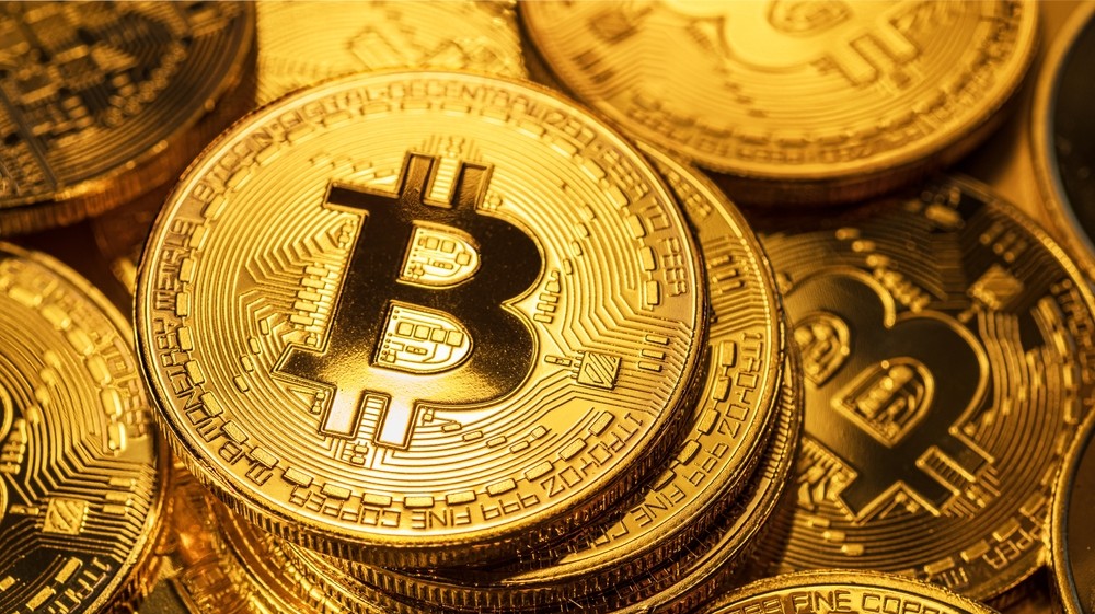 【緊急】ストラテジー社が世界最大のBTC保有企業に、仮想通貨規制法案の進展で市場に暗雲