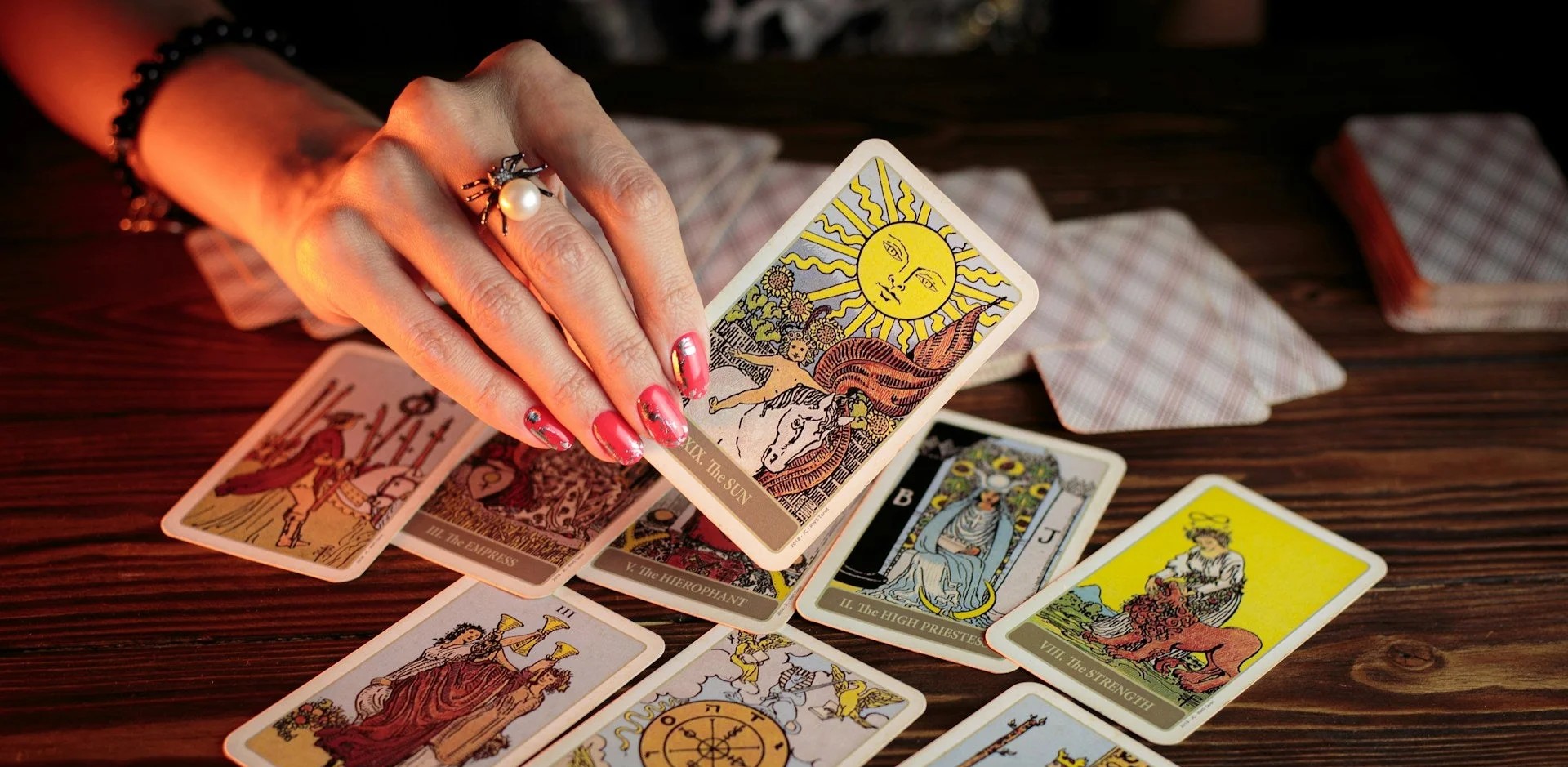 Bitcoin Tarot Kartları