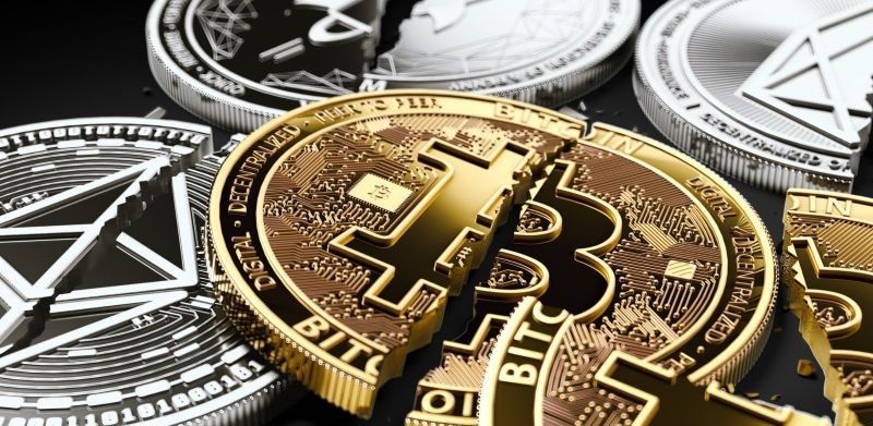 ビットコイン全面離脱のDAT相次ぐ──ヴァンエックが惨状を「売却・縮小・転換」に分類